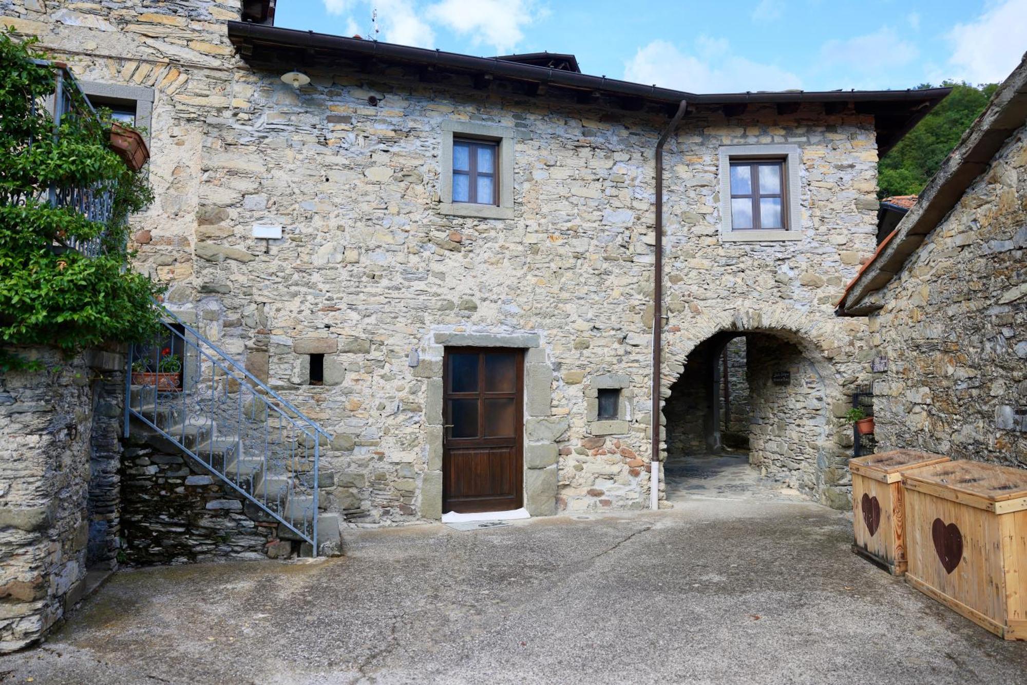Agriturismo Montagna Verde Apella Licciana Nardi Екстер'єр фото